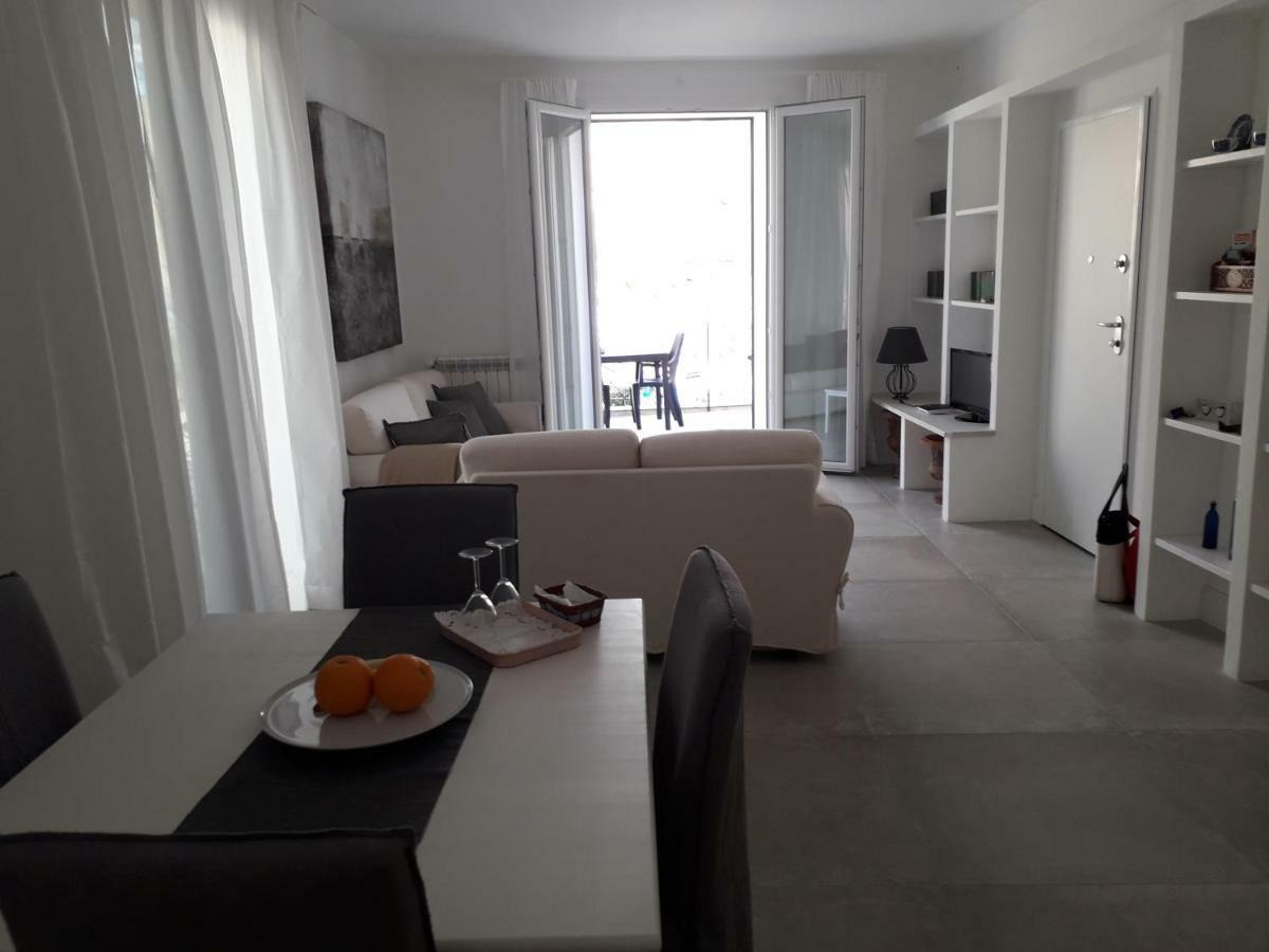 Casa Madonia Lägenhet Terrasini Exteriör bild